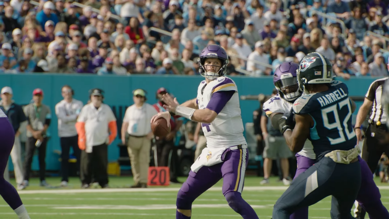 Minnesota Vikings quarterback, Sam Darnold, playing against the Tennessee Titans at Nissan Stadium on November 17, 2024