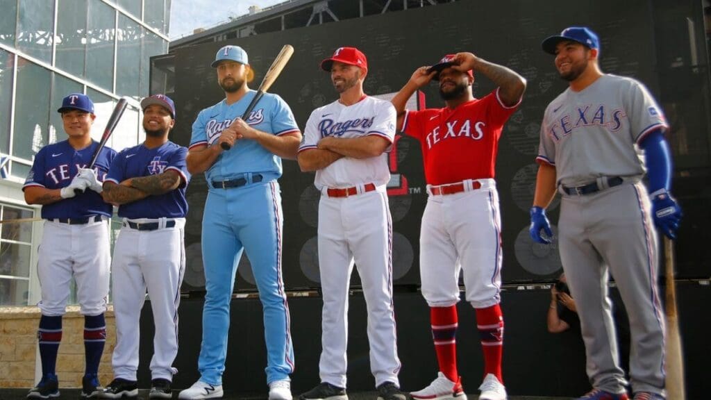 Texas Rangers unveil new uniform