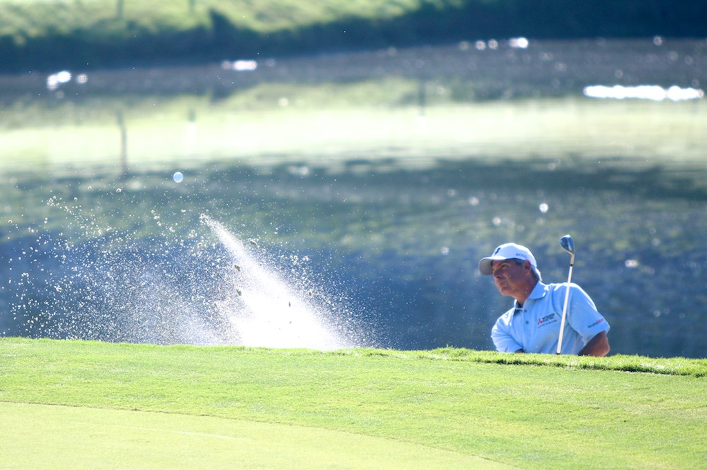 Fred Couples from the bunker