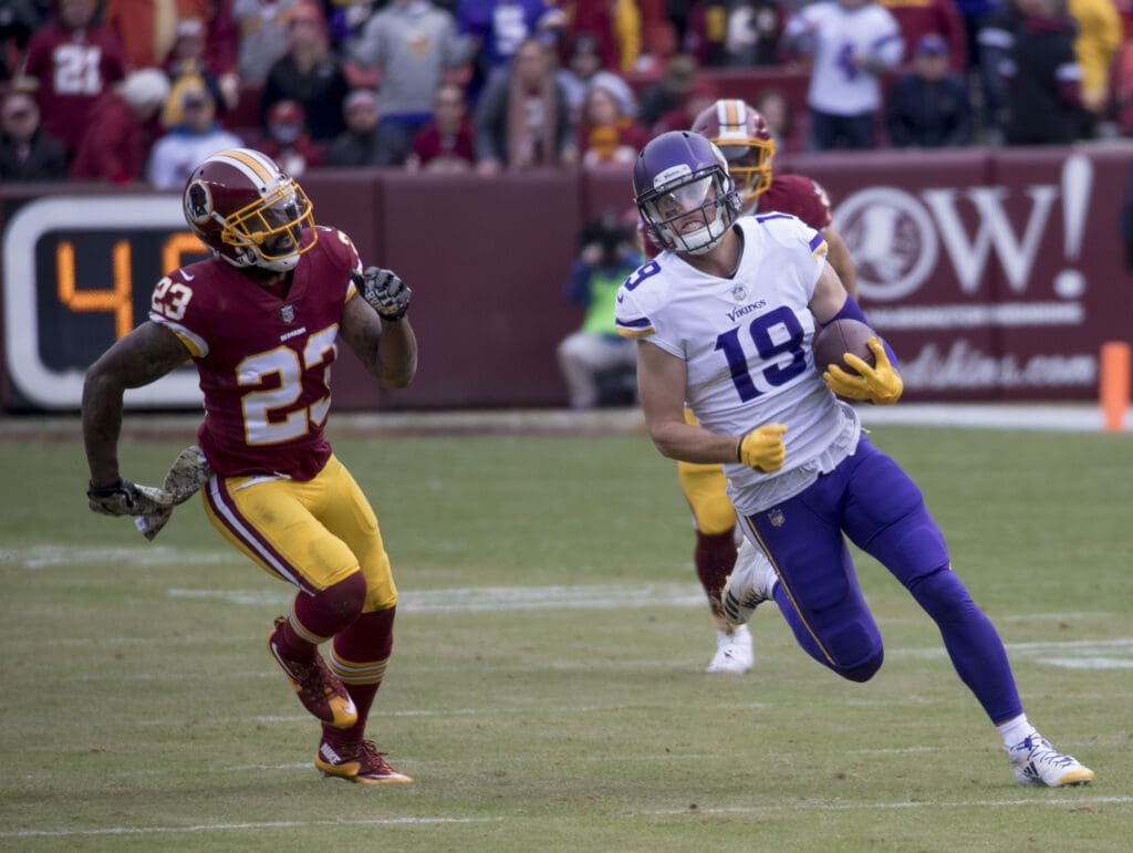 DeAngelo Hall, Adam Thielen (26599714459)