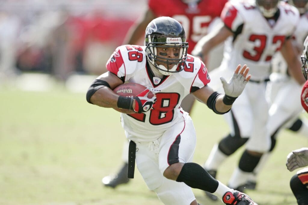 Dec 05, 2004; Tampa, FL, USA; Atlanta Falcons runningback Warrick Dunn in action at Raymond James Stadium.