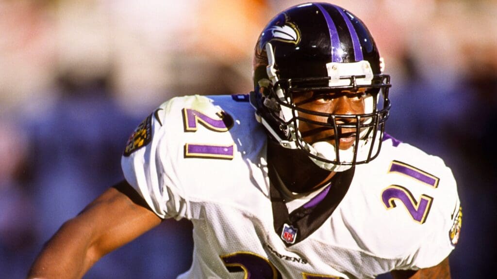 Dec 17, 2000; Tempe, AZ, USA; FILE PHOTO; Baltimore Ravens defensive back Chris McAlister (21) in action against the Arizona Cardinals at Sun Devil Stadium