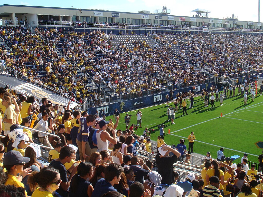 The Panthers play at the on-campus Riccardo Silva Stadium in University Park, Florida.