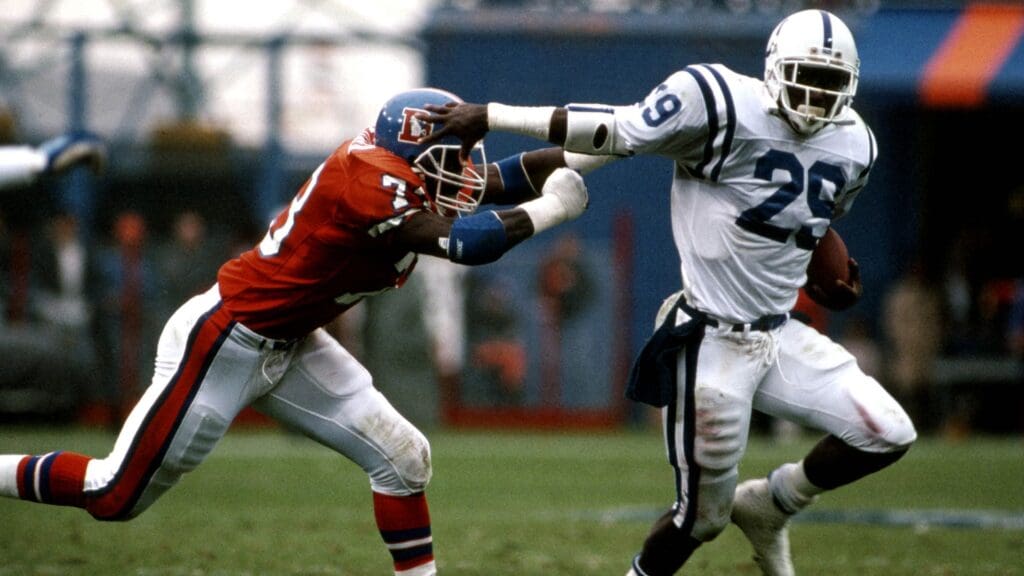 Oct 15, 1989, Denver, CO, USA; FILE PHOTO; Indianapolis Colts running back Eric Dickerson (29) runs the ball against Denver Broncos at Mile High Stadium.