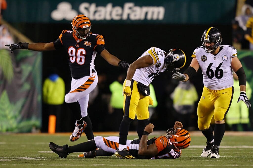 Dec 4, 2017; Cincinnati, OH, USA; Pittsburgh Steelers wide receiver JuJu Smith-Schuster (19) is called for an unsportsmanlike penalty after a hit against Cincinnati Bengals outside linebacker Vontaze Burfict (55) in the second half at Paul Brown Stadium.