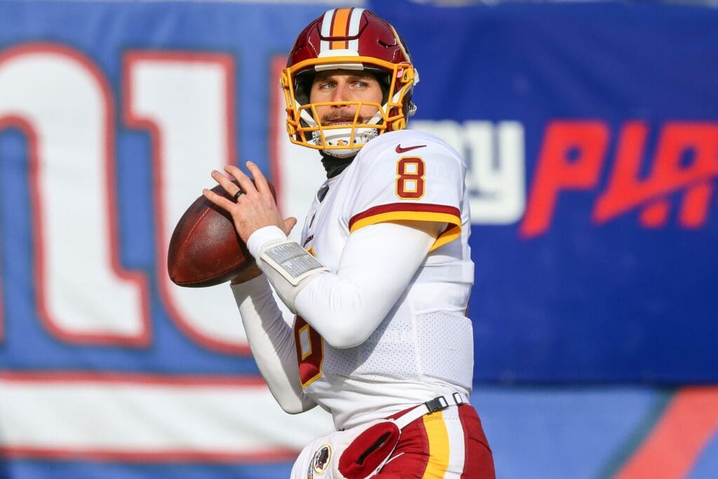 Dec 31, 2017; East Rutherford, NJ, USA; Washington Redskins quarterback Kirk Cousins (8) warms up prior to the game against the the New York Giants at MetLife Stadium.