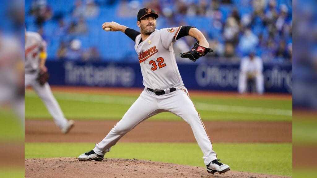 Sep 1, 2021; Toronto, Ontario, CAN; Baltimore Orioles starting pitcher Matt Harvey (32) pitches against the Toronto Blue Jays during the first inning at Rogers Centre.
