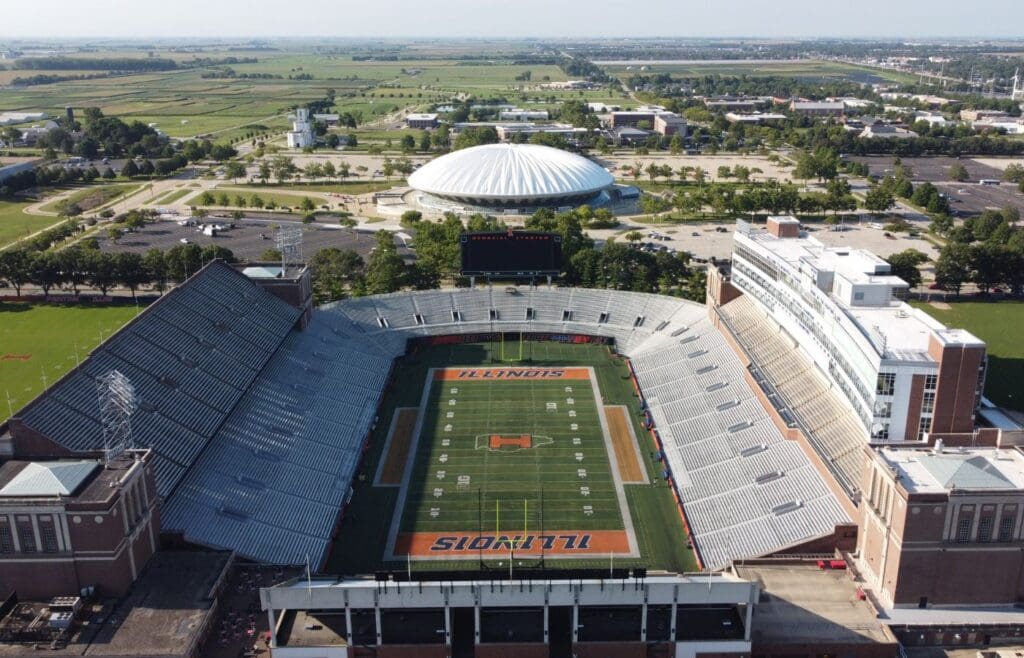 Memorial Stadium (Illinois)
