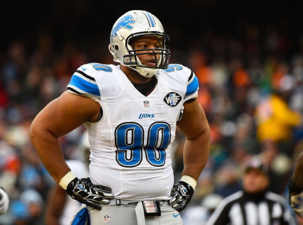 Dec 21, 2014; Chicago, IL, USA; Detroit Lions defensive tackle Ndamukong Suh (90) during the first half at Soldier Field