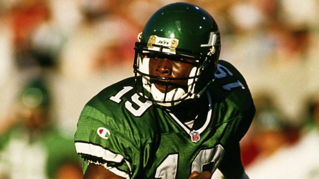 Oct 27, 1996; Tempe, AZ, USA; FILE PHOTO; New York Jets receiver Keyshawn Johnson (19) in action against the Arizona Cardinals at Sun Devil Stadium.