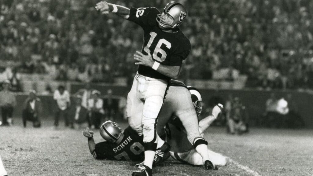 Unknown date 1969; Los Angeles, CA, USA; FILE PHOTO; Oakland Raiders kicker George Blanda (16) throws the ball during the 1969 season.