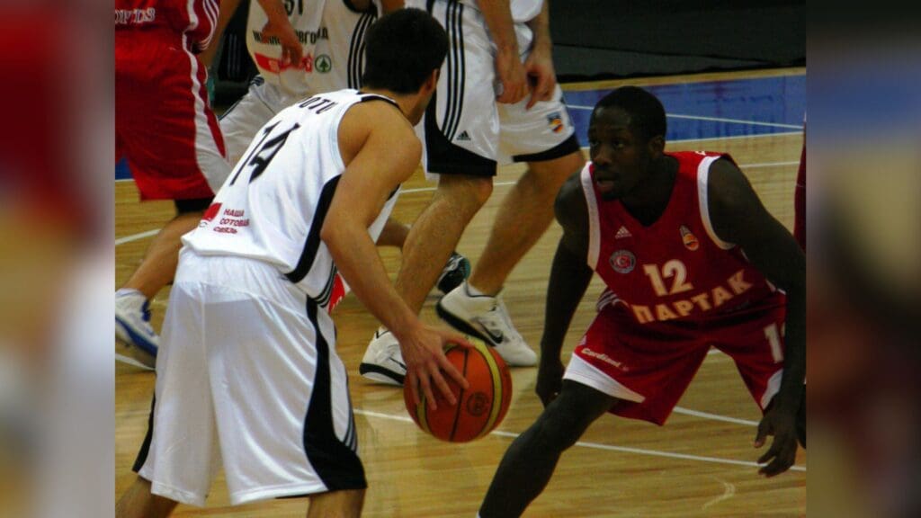 Nemanja Protić vs Patrick Beverley