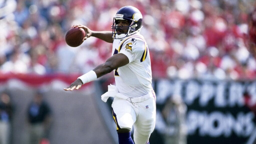 Nov 1, 1998; Tampa, FL, USA; FILE PHOTO; Minnesota Vikings quarterback Randall Cunningham (7) in action against the Tampa Bay Buccaneers at Raymond James Stadium. The Bucs defeated the Vikings 27-24.