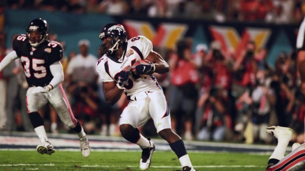Jan 31, 1999; Miami, FL, USA; FILE PHOTO; Denver Broncos tight end #84 Shannon Sharpe catches a pass over the middle during Super Bowl XXXIII against the Atlanta Falcons at Pro Player Stadium. The Broncos defeated the Falcons 34-19 earning their second consecutive Super Bowl title.