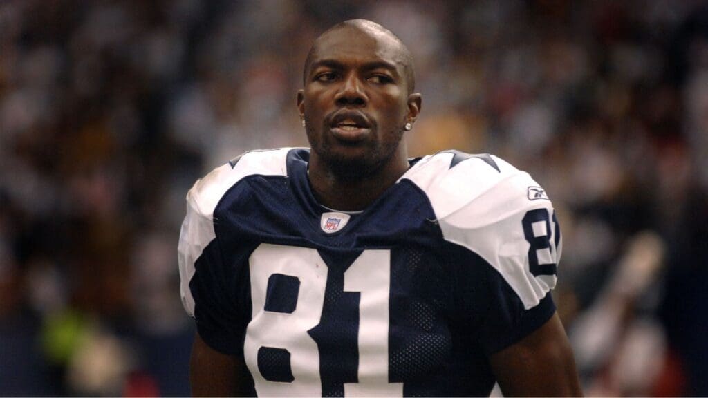 Nov. 29, 2007; Irving, TX, USA; Dallas Cowboys wide receiver Terrell Owens (81) against the Green Bay Packers at Texas Stadium.