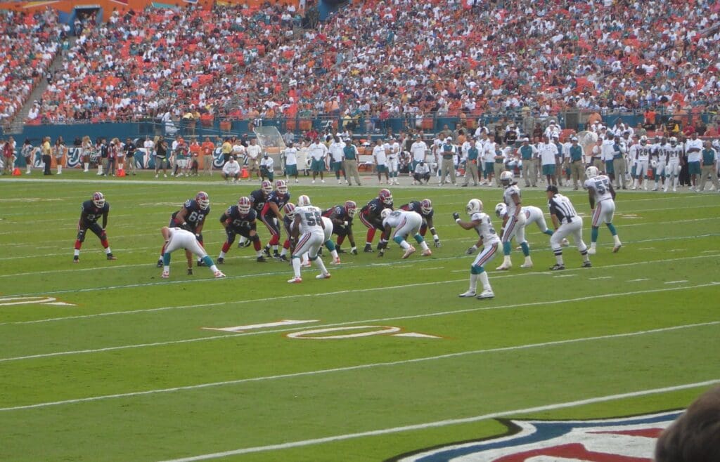 The Dolphins on defense at home to Buffalo, November 11, 2007
