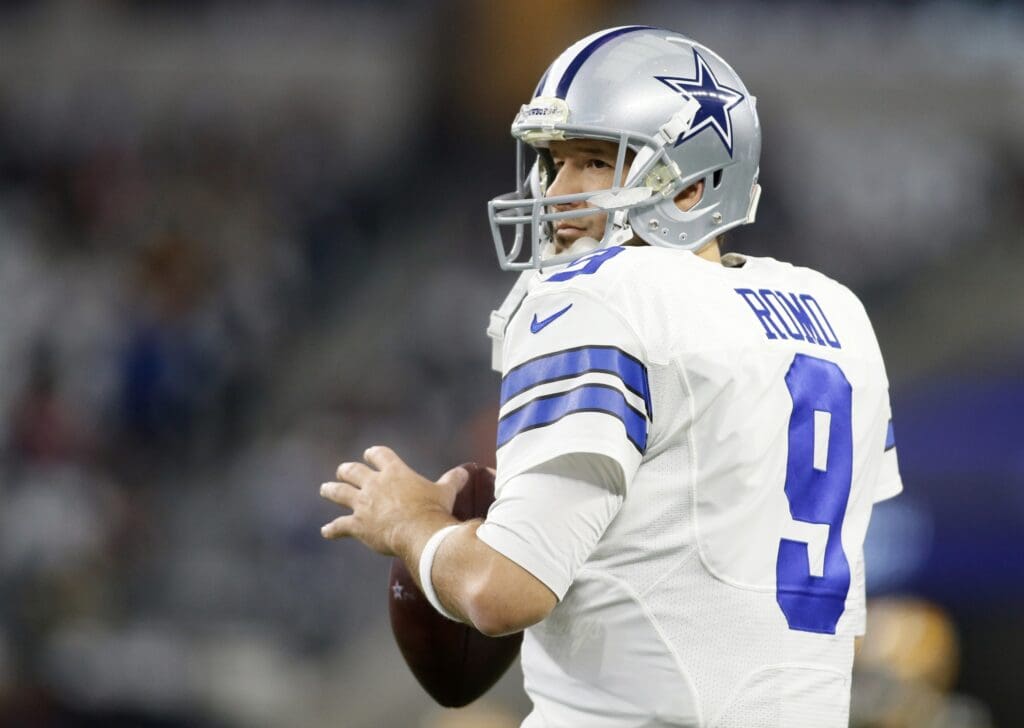 Jan 15, 2017; Arlington, TX, USA; Dallas Cowboys quarterback Tony Romo (9) warms up before the game against the Green Bay Packers in the NFC Divisional playoff game at AT&T Stadium.