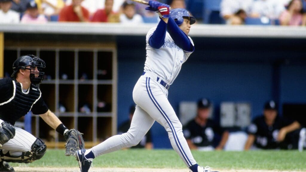 Jul 25, 1991; Chicago, IL, USA; FILE PHOTO; Toronto Blue Jays infielder Roberto Alomar in action against the Chicago White Sox at Comiskey Park.