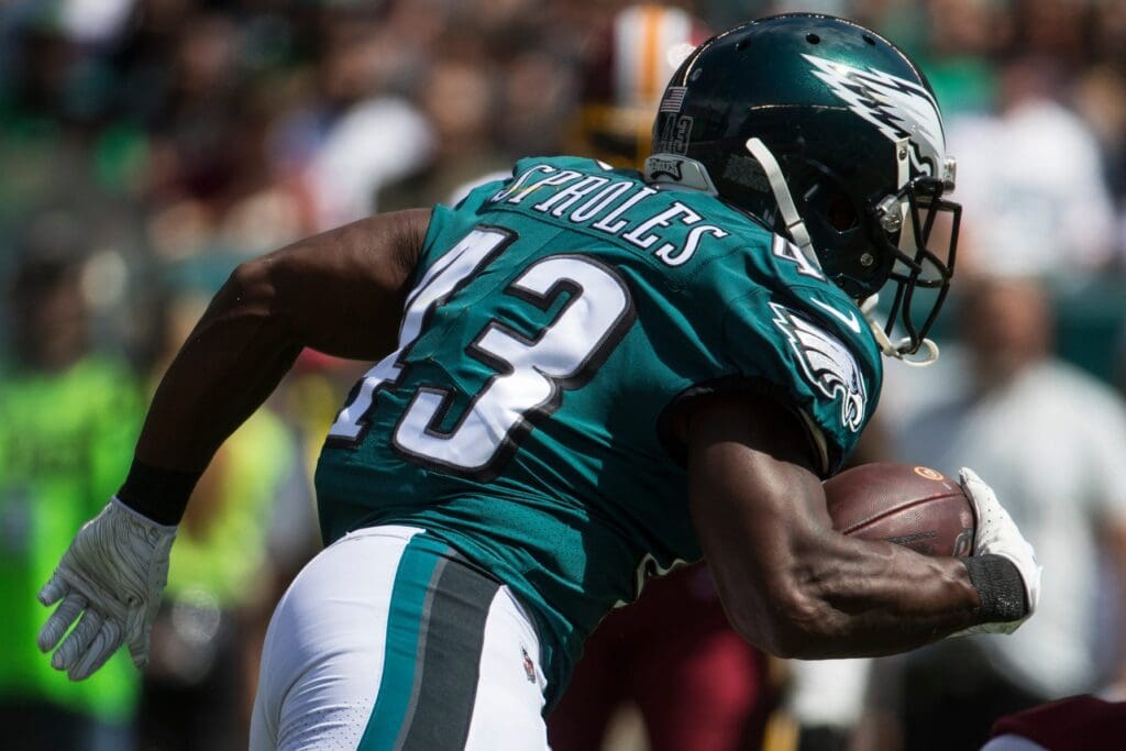Eagles' Darren Sproles (43) rushes downfield Sunday at Lincoln Financial Field. Sports Eagles Redskins