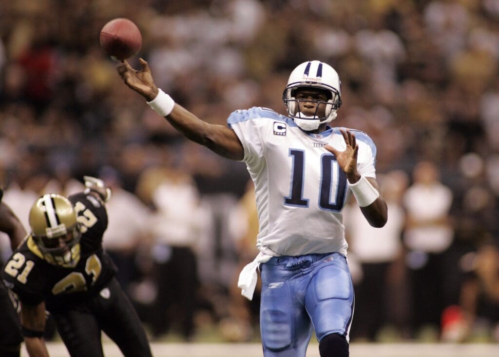 Sept 24, 2007; New Orleans, LA, USA; Tennessee Titans quarterback Vince Young (10) passing against the New Orleans Saints during the first half of Monday Night Football at the Louisiana Superdome.