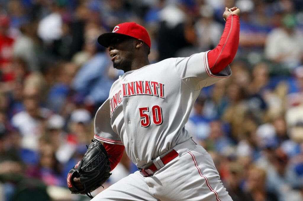 Sep 5, 2011; Chicago, IL, USA; Cincinnati Reds starting pitcher Dontrelle Willis throws a pitch during the first inning against the Chicago Cubs at Wrigley Field