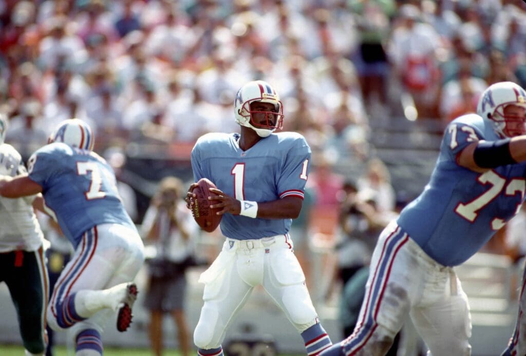 Oct 20, 1991; Miami, FL, USA; Houston Oilers quarterback (1) Warren Moon in action against the Miami Dolphins at Joe Robbie Stadium.