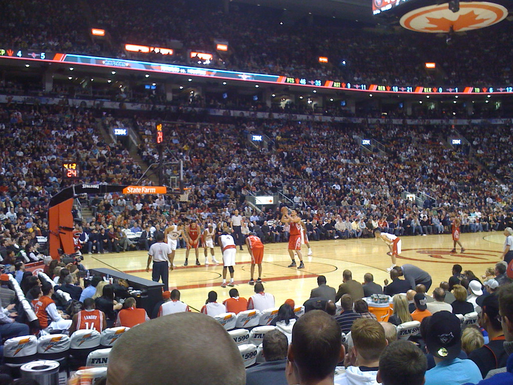 Toronto Raptors vs Houston Rockets tg200812 050