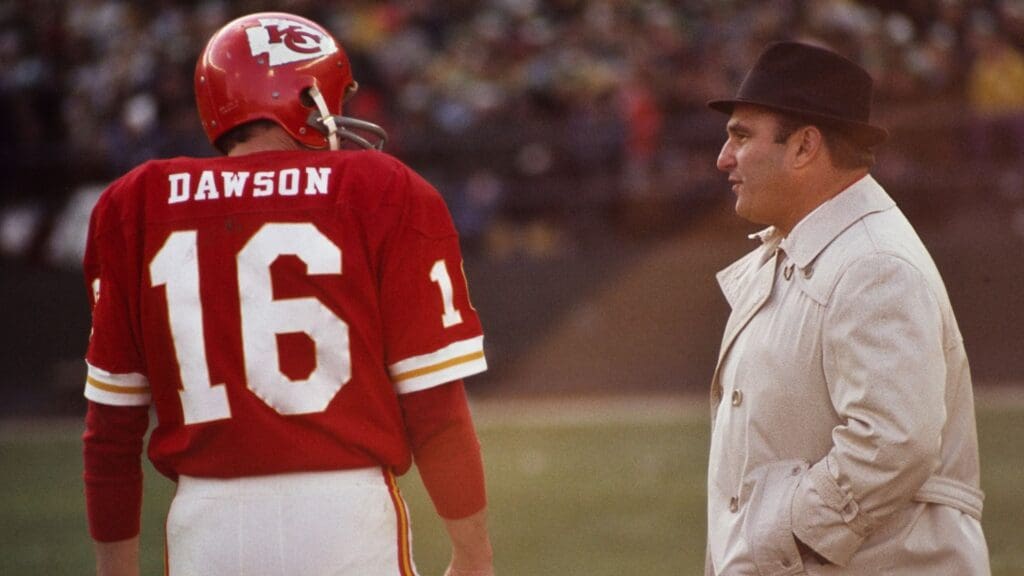 Nov 7, 1971; Flushing, NY, USA; FILE PHOTO; Kansas City Chiefs head coach Hank Stram talks to Len Dawson (16) on the sideline against the New York Jets at Shea Stadium.