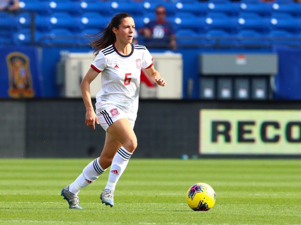 Mar 11, 2020; Frisco, Texas, USA; Spain midfielder Aitana Bonmati (6) controls the ball against England in the 2020 She Believes Cup soccer series at Toyota Stadium