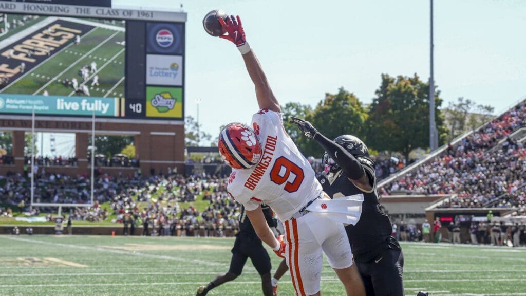 Clemson Tigers tight end Jake Briningstool (9) just misses a touchdown throw by quarterback Cade Klubnik (2) against the Wake Forest Demon Deacons during the first half at Allegacy Federal Credit Union Stadium.