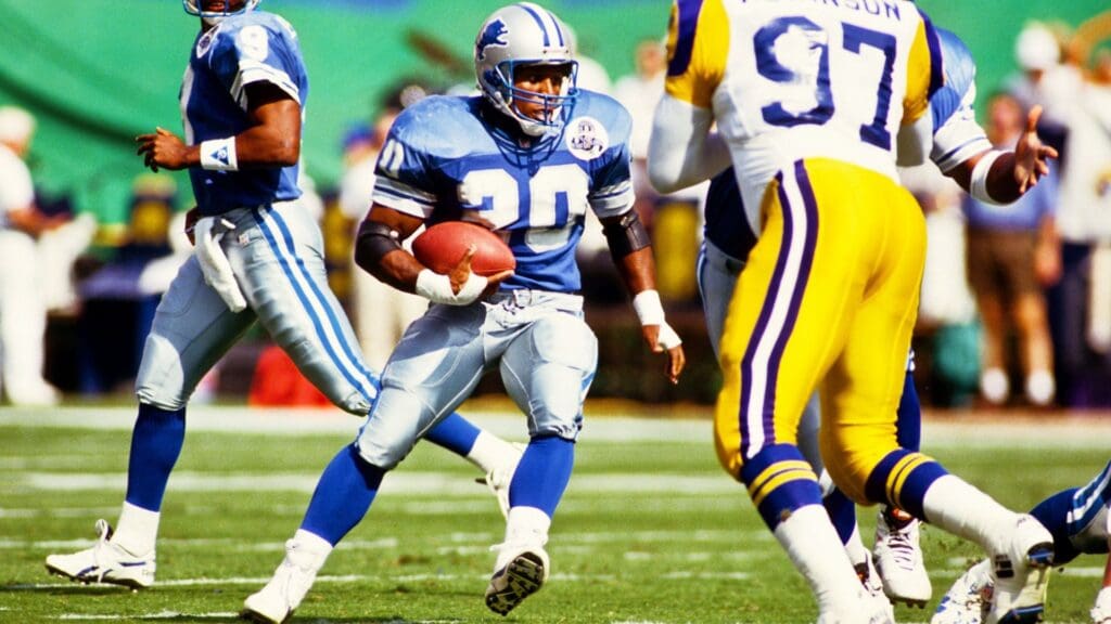 Oct 24, 1993; Anaheim, CA, USA; FILE PHOTO; Detroit Lions running back Barry Sanders (20) in action against Los Angeles Rams defensive end Gerald Robinson (97) at Anaheim Stadium.