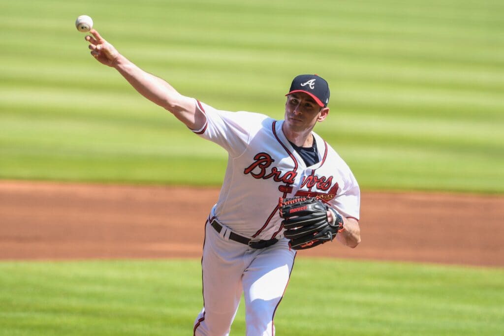 Jun 2, 2018; Atlanta, GA, USA; Atlanta Braves starting pitcher Brandon McCarthy (32) pitches against the Washington Nationals during the first inning at SunTrust Park.