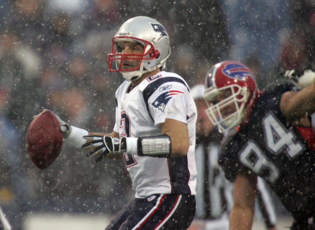 Dec 10, 2005;Orchard Park, NY; Buffalo Bills quarterback (2) Doug Flutie looks for a receiver late in the fourth quarter in a game at Ralph Wilson Stadium verses the Buffalo Bills. The Patriots beat the Buffalo Bills 35-7.