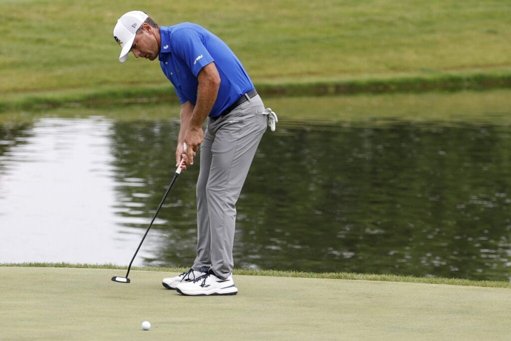 Jun 6, 2025; Gainesville, Virginia, USA; Charles Howell III of team Crushers GC putts on the fourteenth hole during the first round of the LIV Golf Virginia golf tournament at Robert Trent Jones Golf Club.
