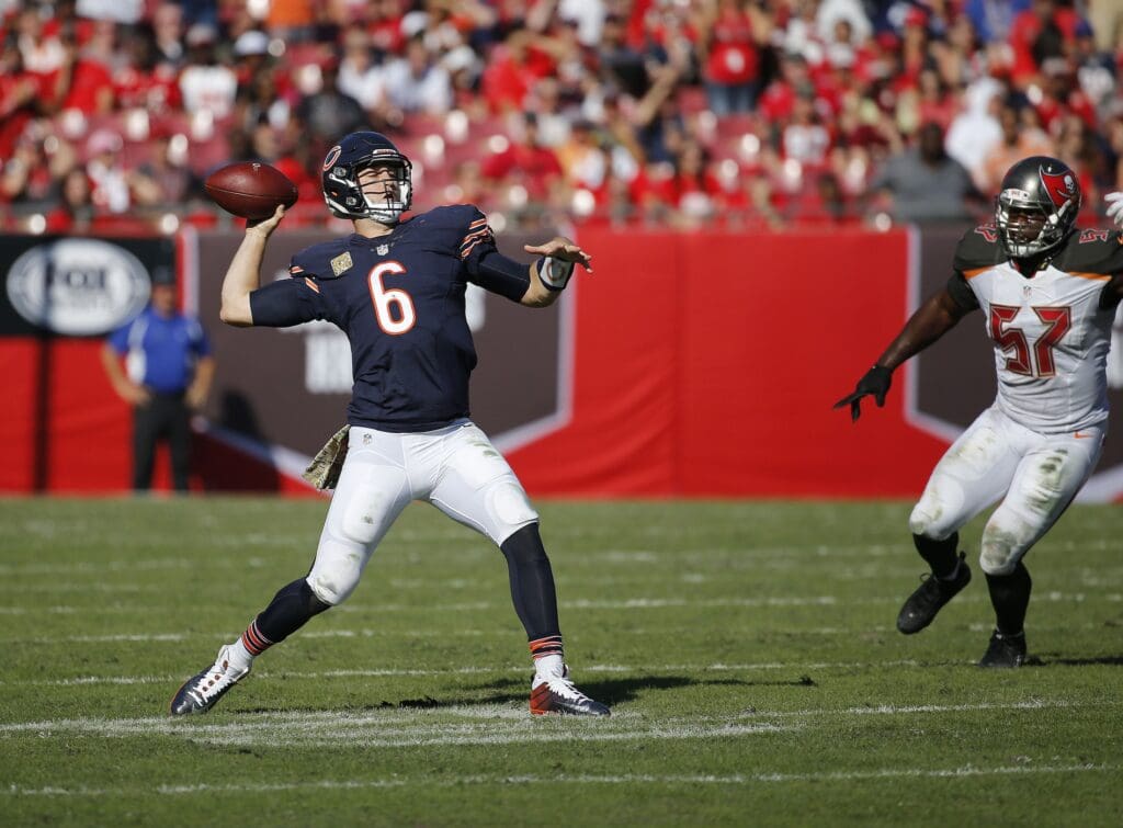 Nov 13, 2016; Tampa, FL, USA; Chicago Bears quarterback Jay Cutler (6) throws a Hail Mary pass for a touchdown against the Tampa Bay Buccaneers during the first half at Raymond James Stadium. 