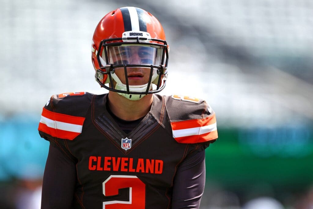 Sep 13, 2015; East Rutherford, NJ, USA; Cleveland Browns quarterback Johnny Manziel (2) warms up before the 2015 season opener against the New York Jets at MetLife Stadium