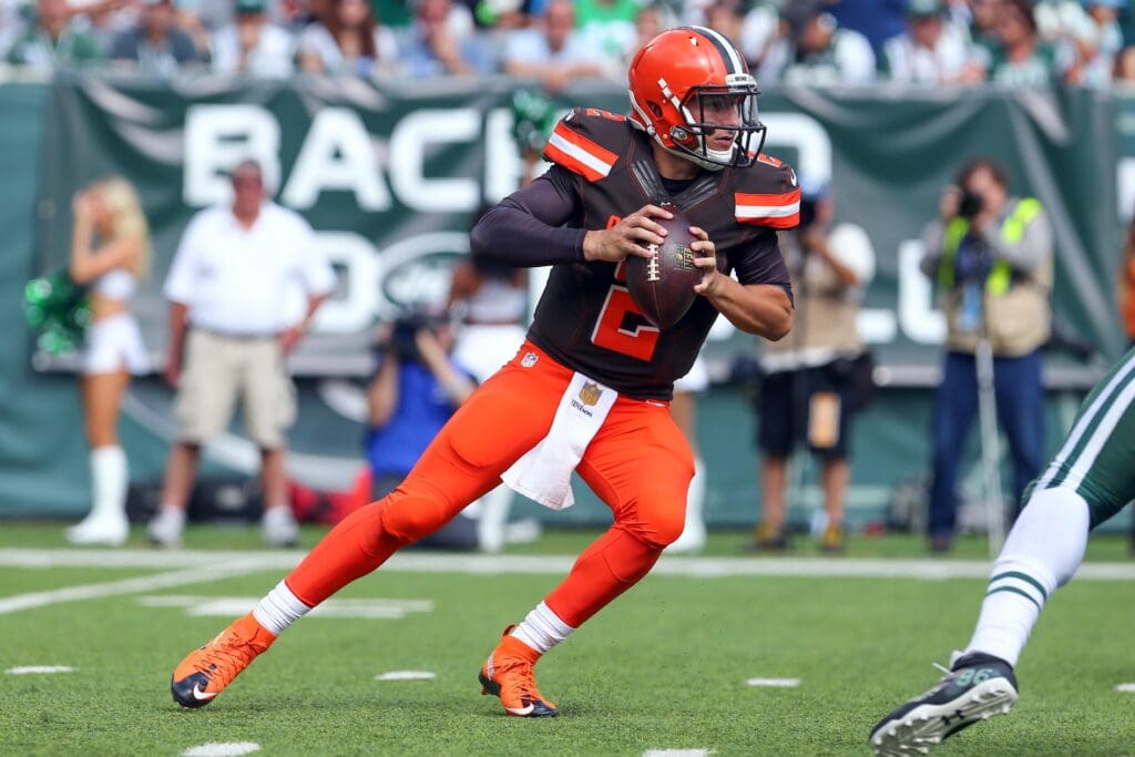 Sep 13, 2015; East Rutherford, NJ, USA; Cleveland Browns quarterback Johnny Manziel (2) looks to pass during the second half at MetLife Stadium. The Jets defeated the Browns 31-10.
