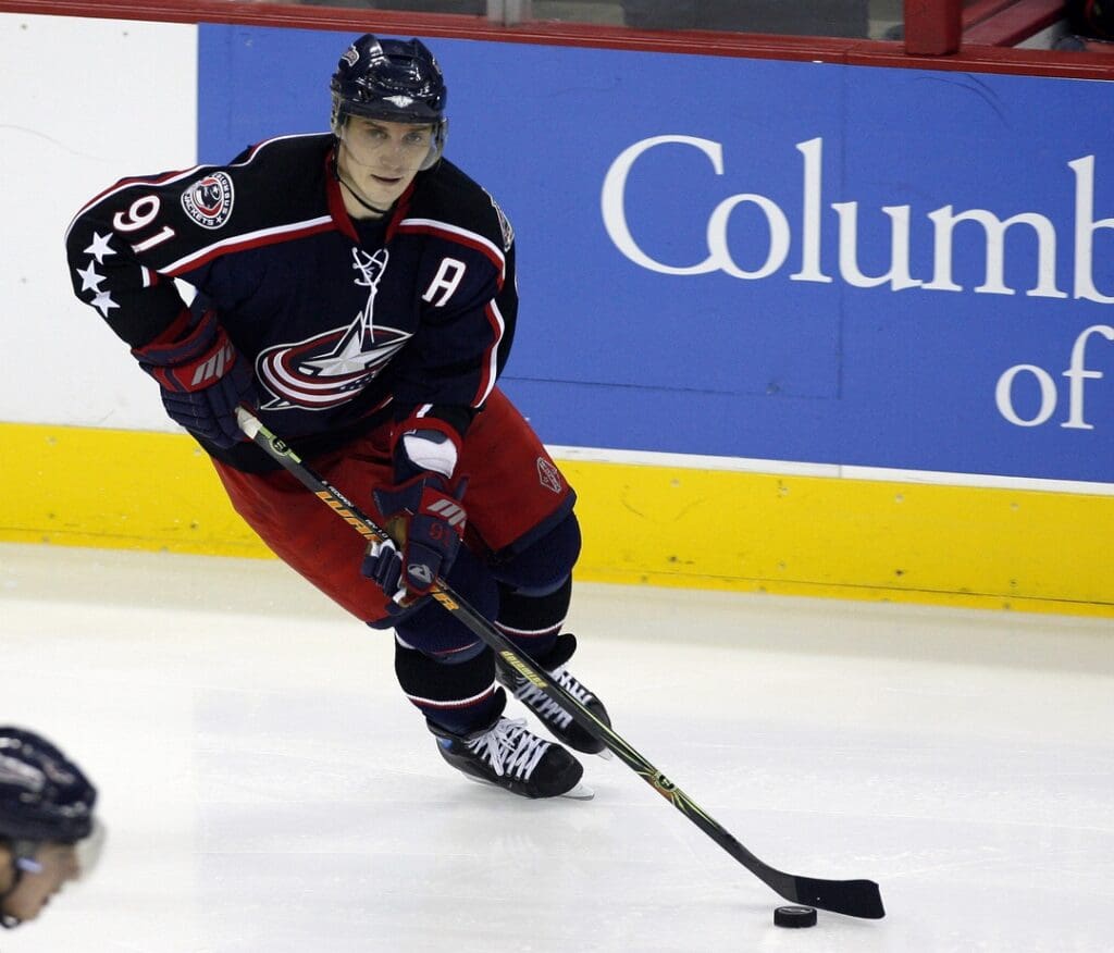 JAN 11, 2006; Columbus, OH, USA; Columbus Blue Jackets center (91) Sergei Fedorov controls the puck in the third period against Pittsburgh Penquins at Nationwide Arena. The Blue Jackets beat the Penguins 6-1.