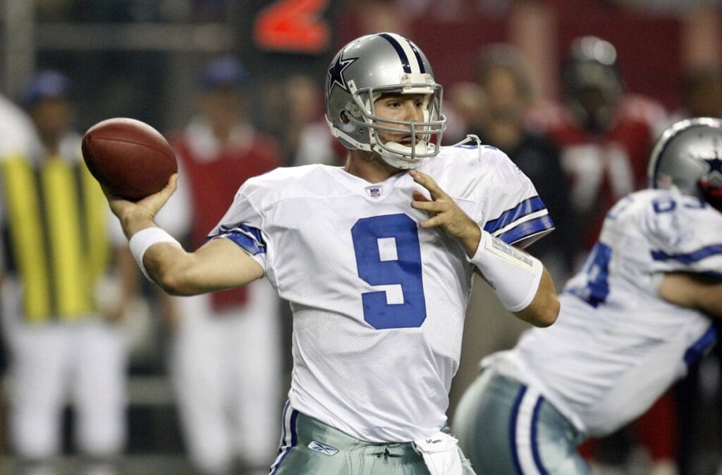 Dec 16, 2006; Atlanta, GA, USA; Dallas Cowboys quarterback (9) Tony Romo throws a pass downfield against the Atlanta Falcons in the first quarter at the Georgia Dome. The Cowboys defeated the Falcons 38 to 28.