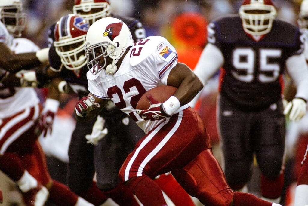 Oct 31, 2004; Orchard Park, NY, USA: FILE PHOTO; Arizona Cardinals running back Emmitt Smith (22) carries the ball against the Buffalo Bills at Ralph Wilson Stadium.