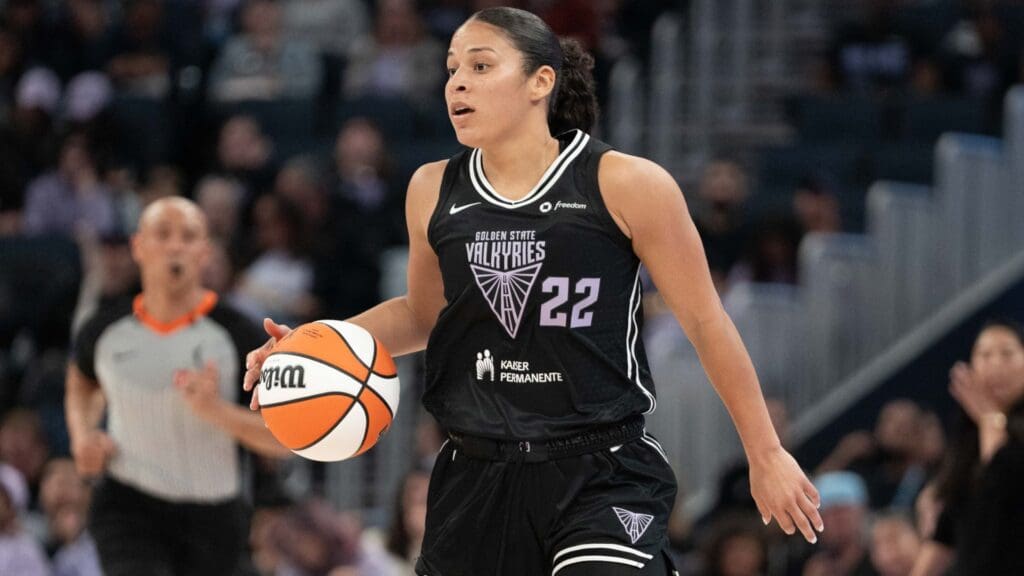 May 6, 2025; San Francisco, CA, USA; Golden State Valkyries guard Veronica Burton (22) during the first quarter against the Los Angeles Sparks at Chase Center.