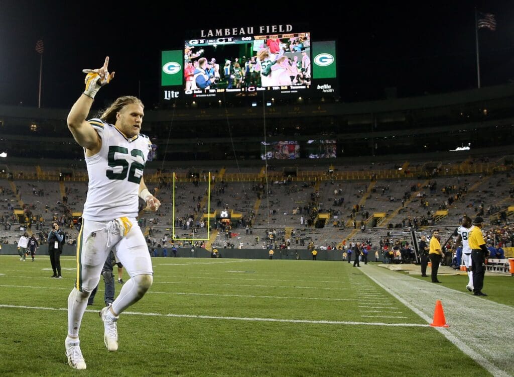 Sep 28, 2017; Green Bay, WI, USA; Green Bay Packers outside linebacker Clay Matthews (52) leaves the field after after the game against the Chicago Bears at Lambeau Field.