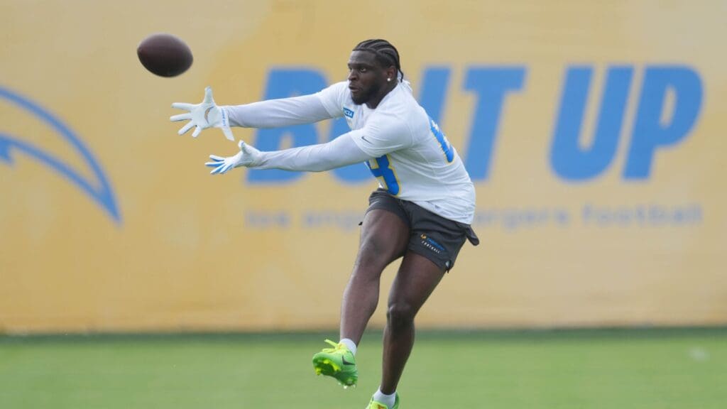 May 12, 2025; El Segundo, CA, USA; Los Angeles Chargers receiver Jalen Reagor (88) catches the ball during offseason workouts at The Bolt.