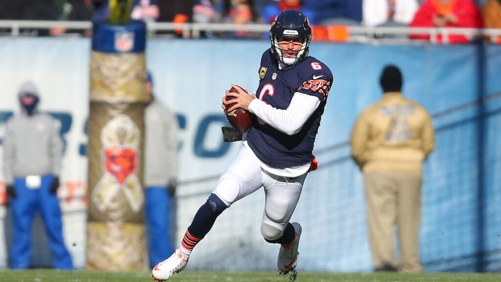 Nov 22, 2015; Chicago, IL, USA; Chicago Bears quarterback Jay Cutler (6) runs with the ball during the first quarter against the Denver Broncos at Soldier Field