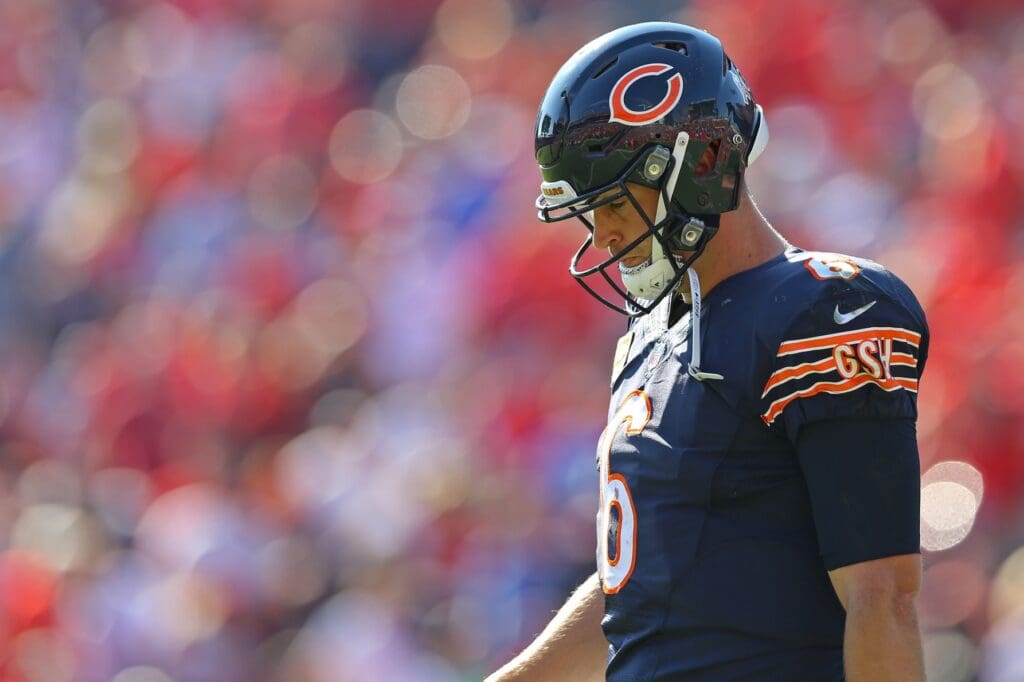 Nov 13, 2016; Tampa, FL, USA; Chicago Bears quarterback Jay Cutler (6) against the Tampa Bay Buccaneers at Raymond James Stadium. The Buccaneers won 36-10