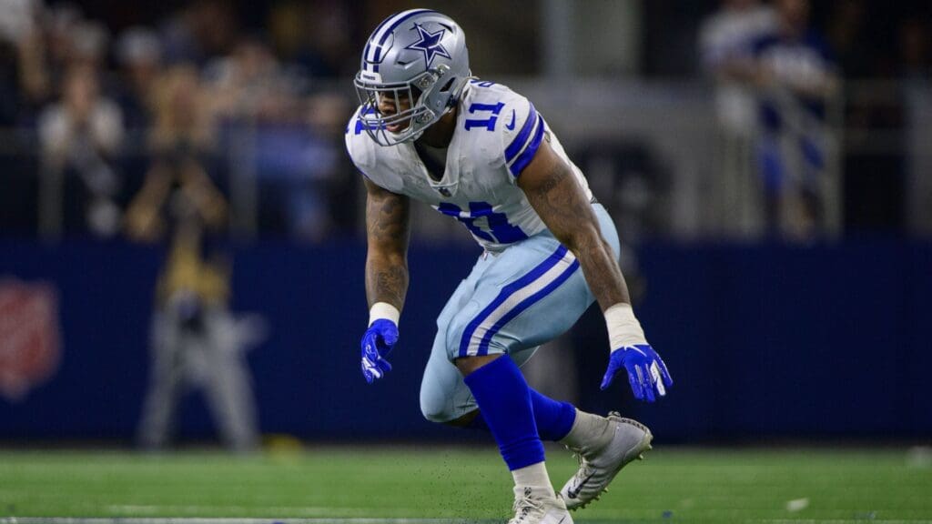Dec 26, 2021; Arlington, Texas, USA; Dallas Cowboys outside linebacker Micah Parsons (11) in action during the game between the Washington Football Team and the Dallas Cowboys at AT&T Stadium