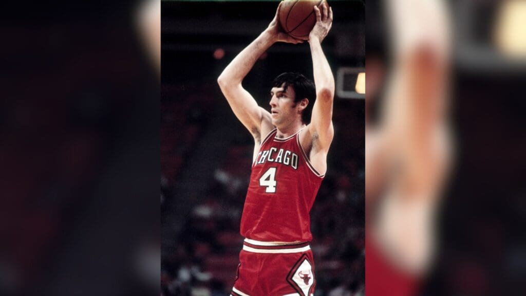 March 24, 1973; Atlanta, GA, USA; FILE PHOTO; Chicago Bulls forward Jerry Sloan (4) in action against the Atlanta Hawks at The Omni.