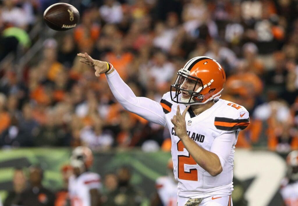 Nov 5, 2015; Cincinnati, OH, USA; Cleveland Browns quarterback Johnny Manziel (2) throws a pass against the Cincinnati Bengals at Paul Brown Stadium