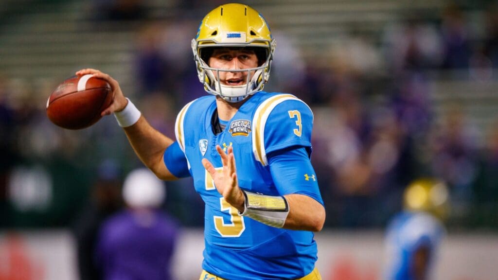 Dec 26, 2017; Phoenix, AZ, USA; UCLA Bruins quarterback Josh Rosen (3) prior to the game against the Kansas State Wildcats in the 2017 Cactus Bowl at Chase Field