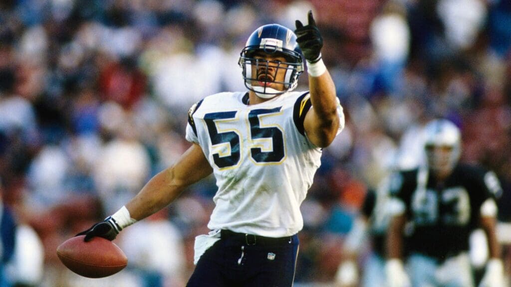 Dec 20, 1992; Los Angeles, CA, USA; FILE PHOTO; San Diego Chargers linebacker Junior Seau (55) in action against the Los Angeles Raiders at the Los Angeles Coliseum.